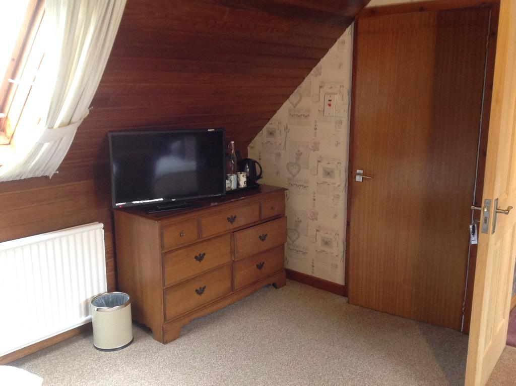 Dunroamin Bed And Breakfast Aviemore Εξωτερικό φωτογραφία