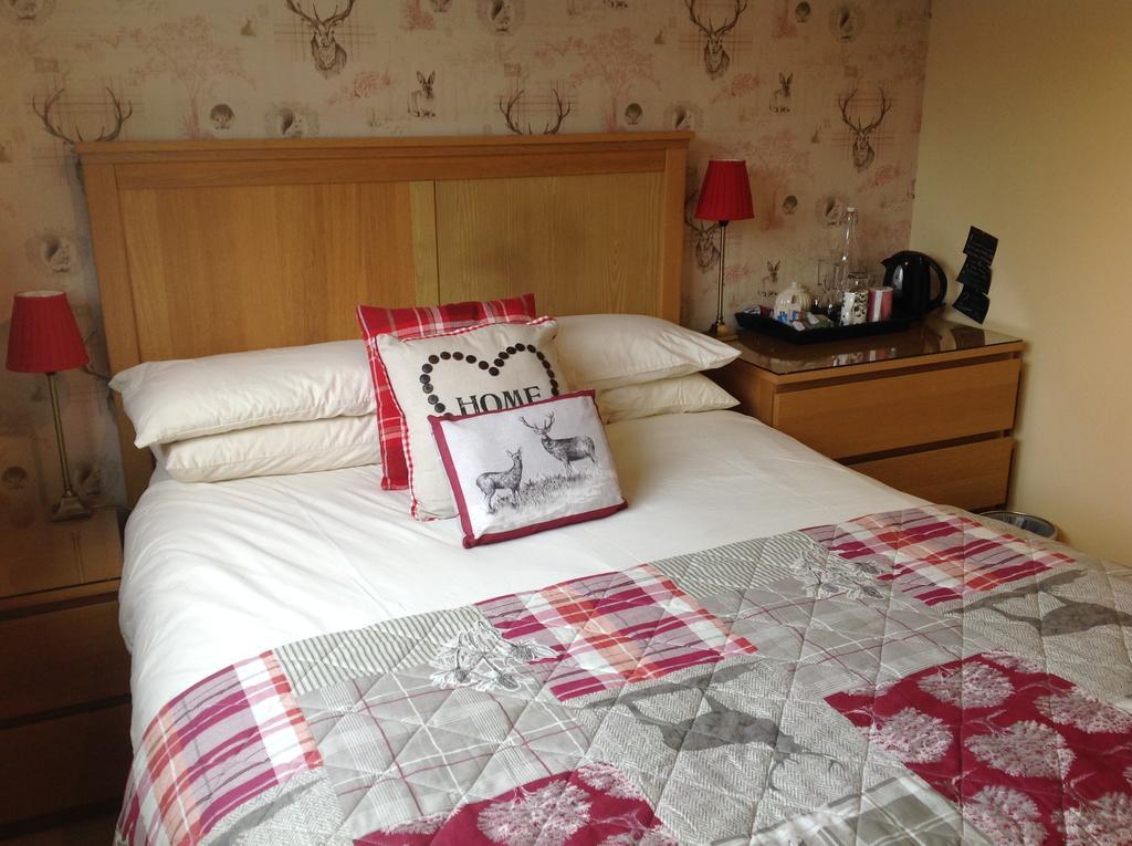 Dunroamin Bed And Breakfast Aviemore Εξωτερικό φωτογραφία