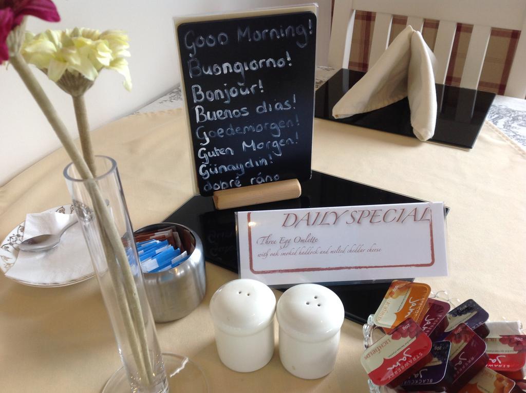 Dunroamin Bed And Breakfast Aviemore Εξωτερικό φωτογραφία